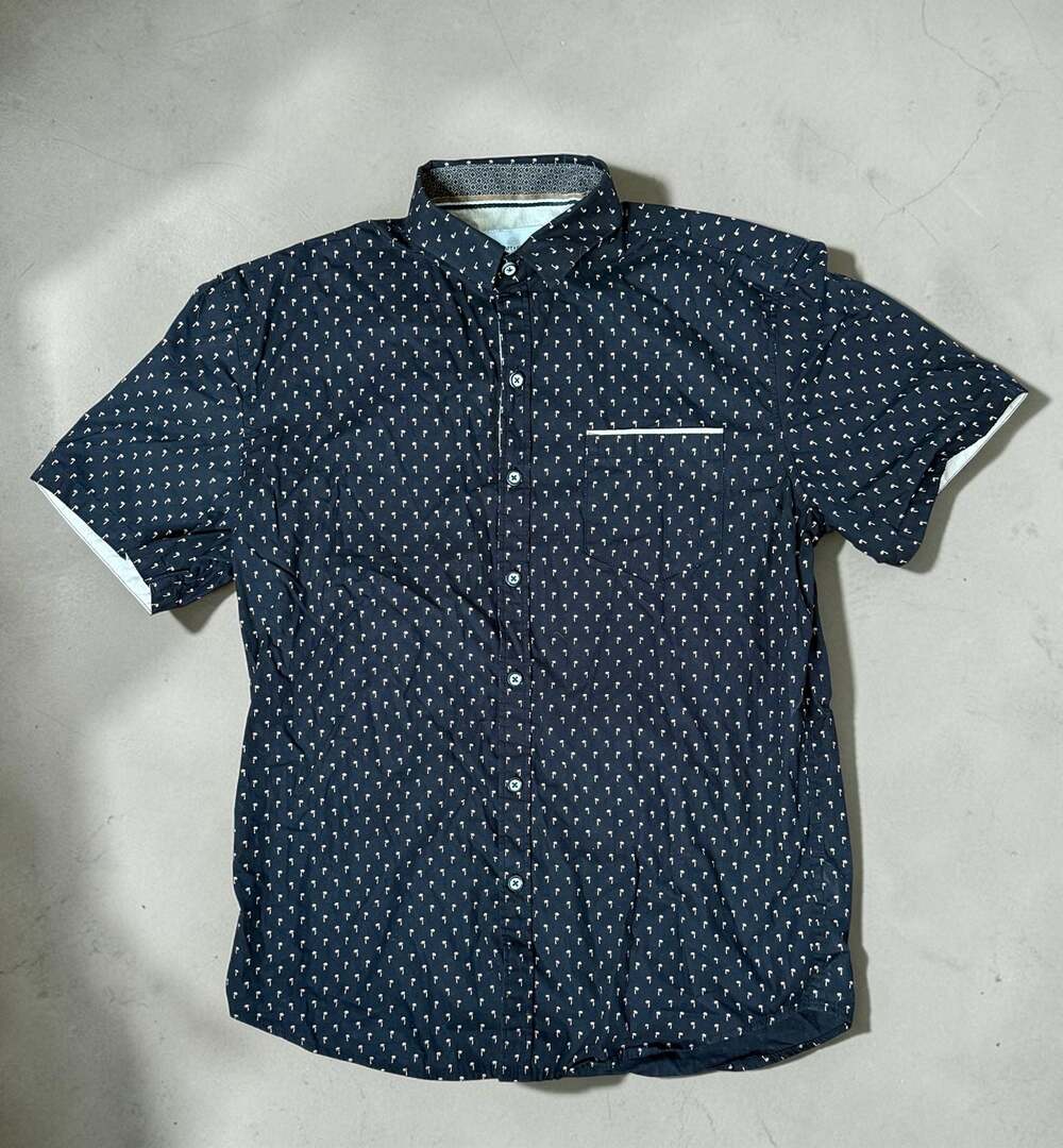 Craft + Flow Men's Short Sleeve Button Down Shirt Black with Palm Tree Print
